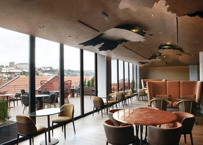 De Gaia, Autograph Collection 5*