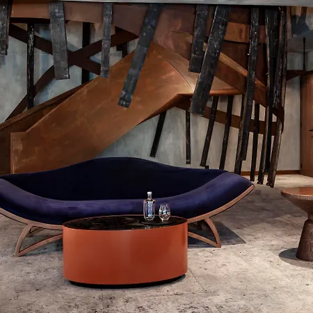 De Gaia, Autograph Collection